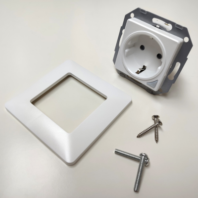 1819 - Enchufe WIFI Pared - 02