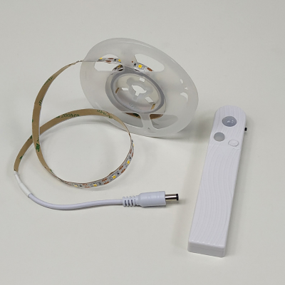 1567 - TIRA LED CON SENSOR 06