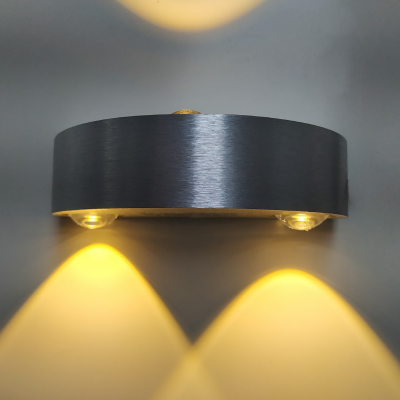 1047 - APLIQUE MEDIA LUNA - 08